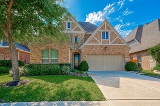 Building Photo - 13324 Stoneleigh Terrace Dr