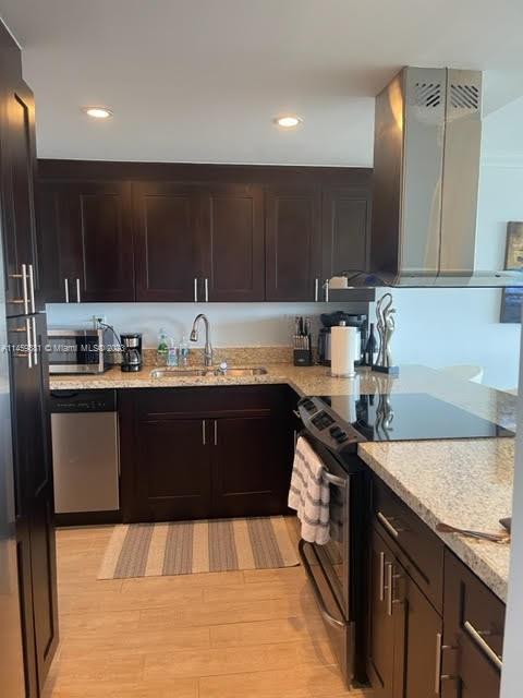 Primary Photo - 3111 N Ocean Dr