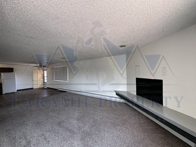 Building Photo - 702 Downey St
