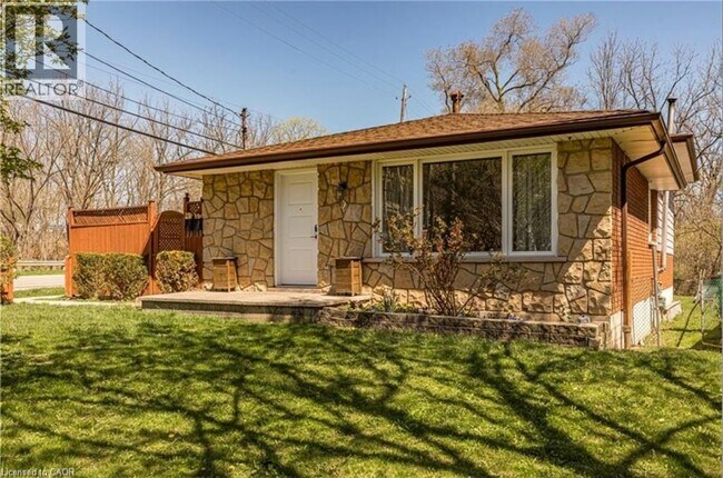 Photo du bâtiment - 3 Veevers Dr