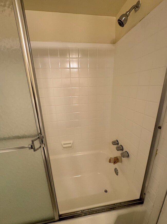 Photo - Studio in the Saxony Coop - 24/7 Front Des... Apartment