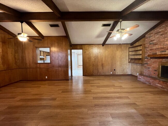 Foto del edificio - 5113 13th St