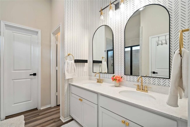 Building Photo - 5042 Chestnut Orch Dr