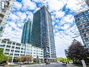 Building Photo - 223-2223 Webb Dr