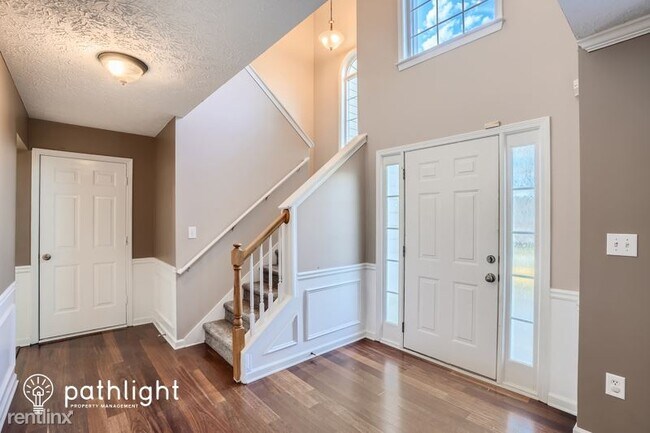 Foto del edificio - 4 br, 2.5 bath House - 1605 Grand Jct UNIT