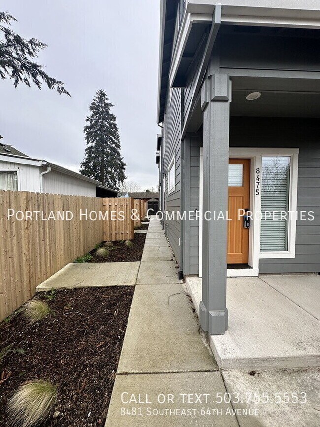 Building Photo - 8481 SE 64th Ave