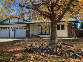 Building Photo - 3410 Belmont Rd