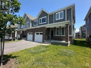 Building Photo - 327 Canadensis Ln