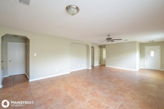 Building Photo - 7814 Saratoga Knoll, Selma, TX 78154