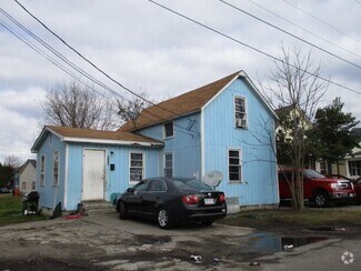 Building Photo - 410 Davis Ave
