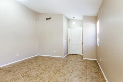 Building Photo - 5143 W Fraktur Rd