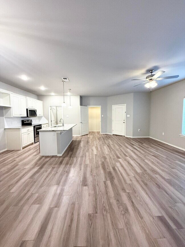 Building Photo - 1217 Preston Trails