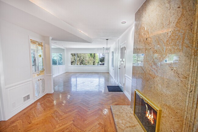 Foto del edificio - 11630 Picturesque Dr