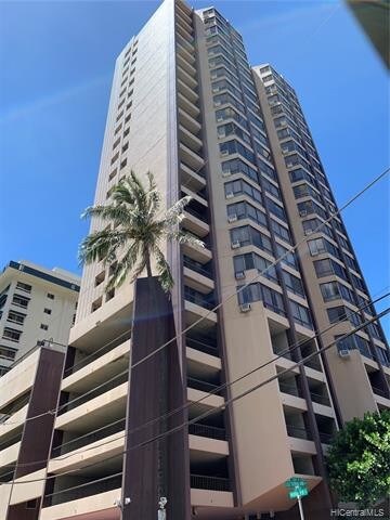 Primary Photo - 320 Liliuokalani Ave