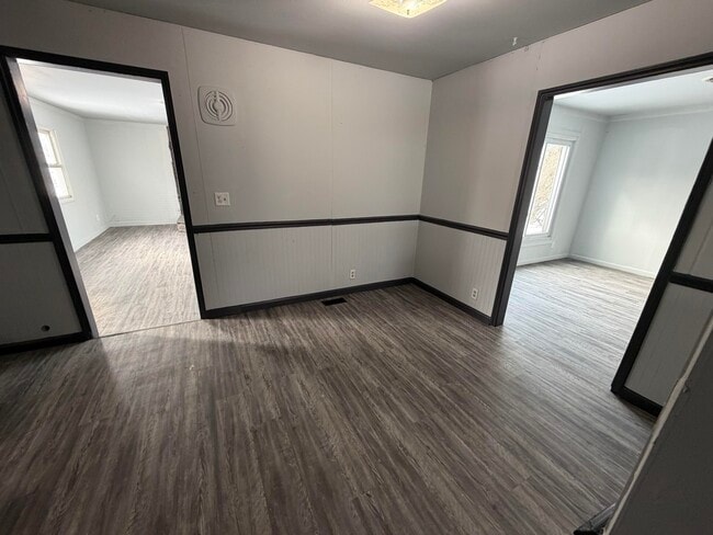 Foto del edificio - 1606 Glenview-