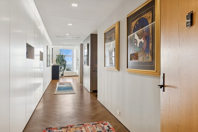 Foto del edificio - 680 N Lake Shore Dr