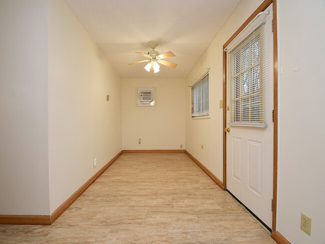 Building Photo - 1406 McPherson Ave