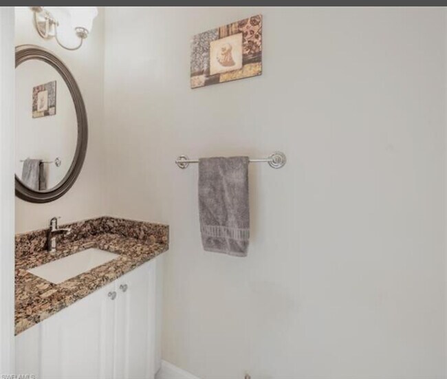 Foto del edificio - 1044 Woodshire Ln