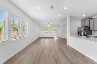 Building Photo - 21611 Alberta Frst Cir