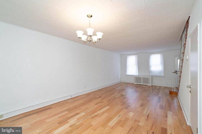 Building Photo - Cute Southbrook Park Rehab! 2 Bedroom Home...