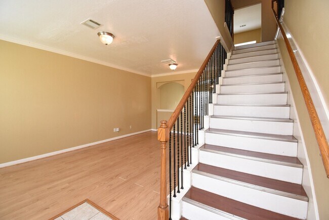 Building Photo - 13102 N Bellaire Estates Dr