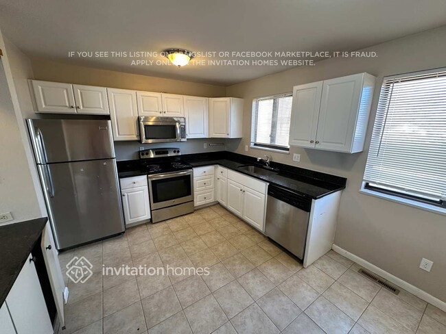 Foto del edificio - 10491 Owens Cir