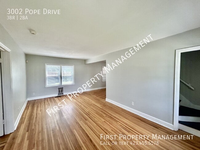 Building Photo - 3002 Pope Dr