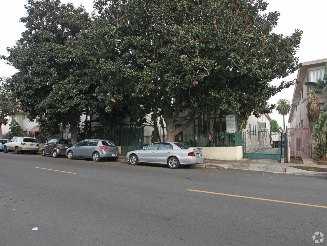 Primary Photo - 1732 N Kingsley Dr