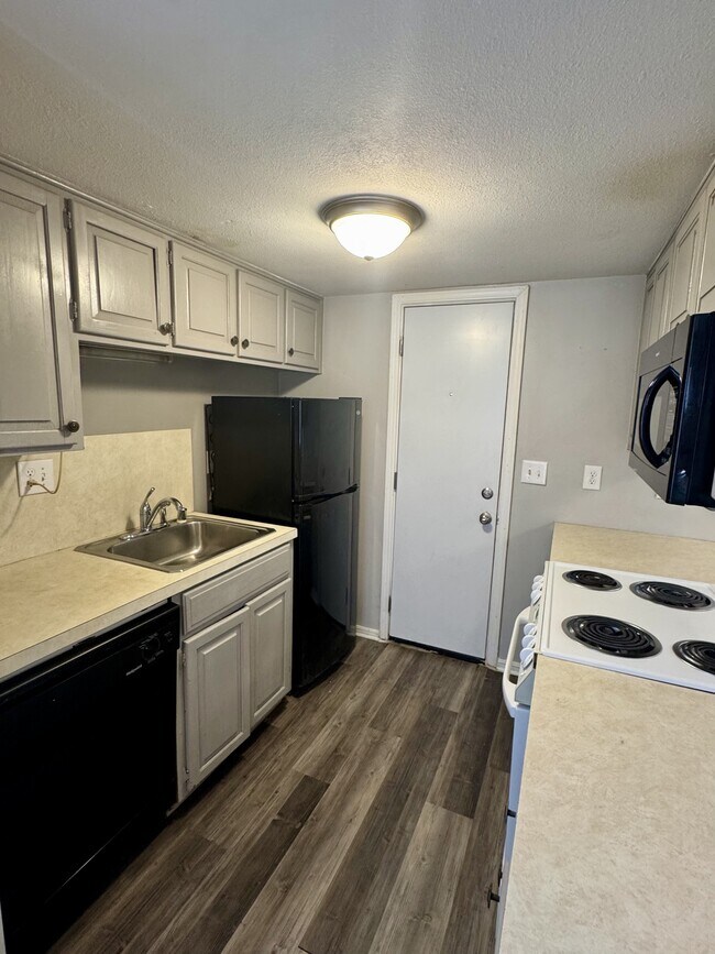 Building Photo - 13783 Turnberry Ln