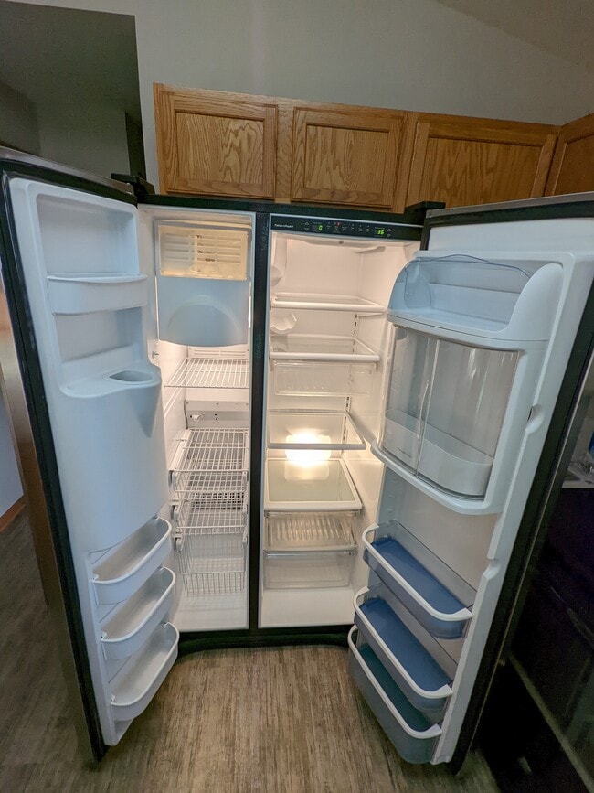 Large Fridge - 5212 Black Walnut Dr