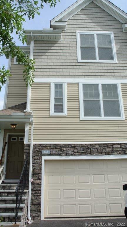 Building Photo - 140 Kyles Way