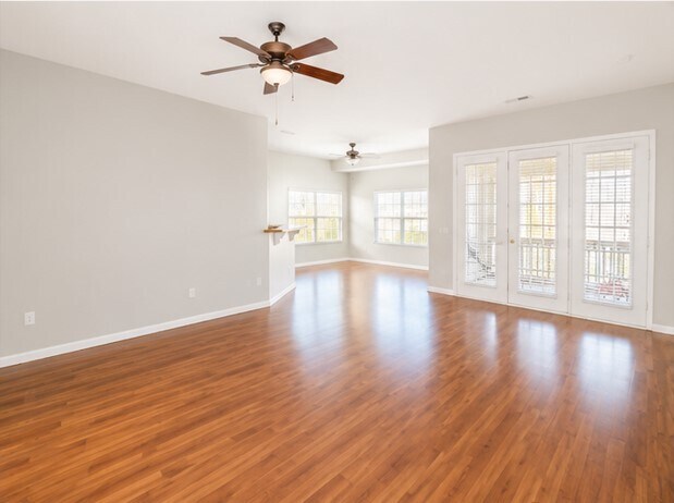 Sala de estar - 1434 Lakes Circle Dr