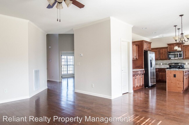 Building Photo - 5 br, 3 bath House - 2520 Remington Trace