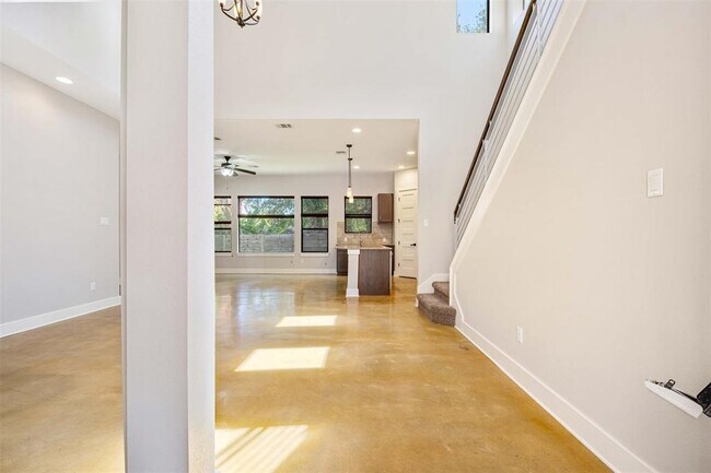 Foto del edificio - 908 Freewater Ln