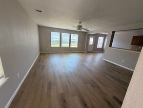 Building Photo - 20759 Cypress Crescent Ln