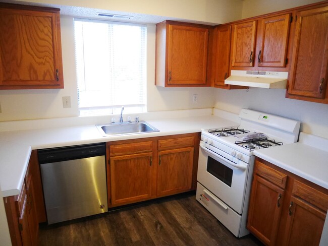 Building Photo - One Bedroom, 2nd Floor Unit- Reisterstown, MD