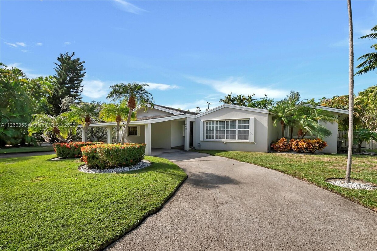 Primary Photo - 340 Atlantic Rd