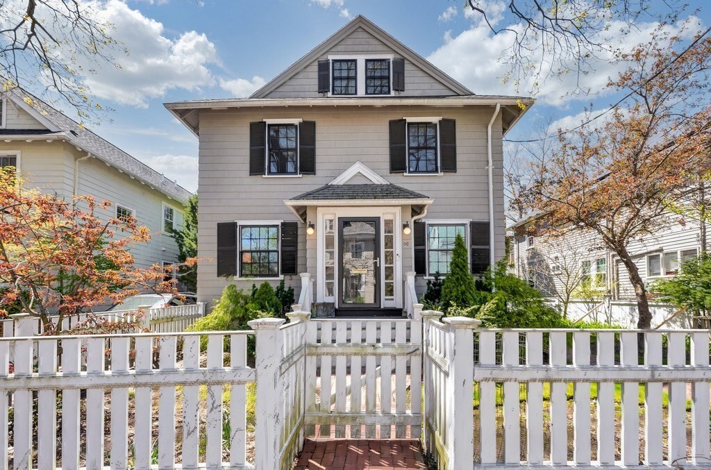 Foto principal - 86 Grozier Rd