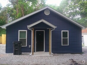 Building Photo - 3 Smarr Ct