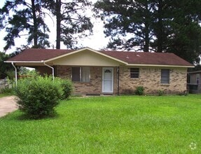 Building Photo - 214 Ivy St