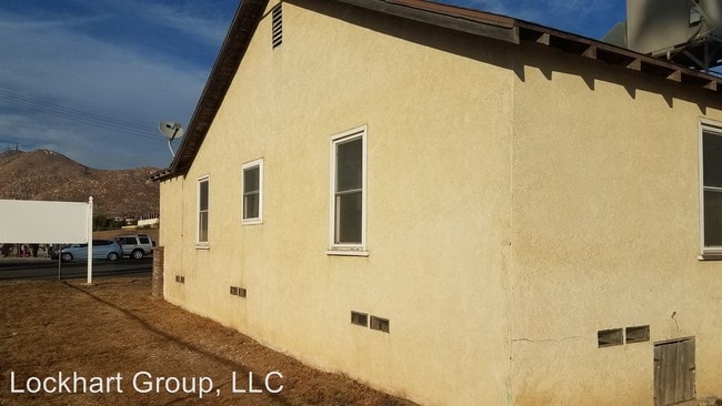 Foto del edificio - 21875 Eucalyptus Ave