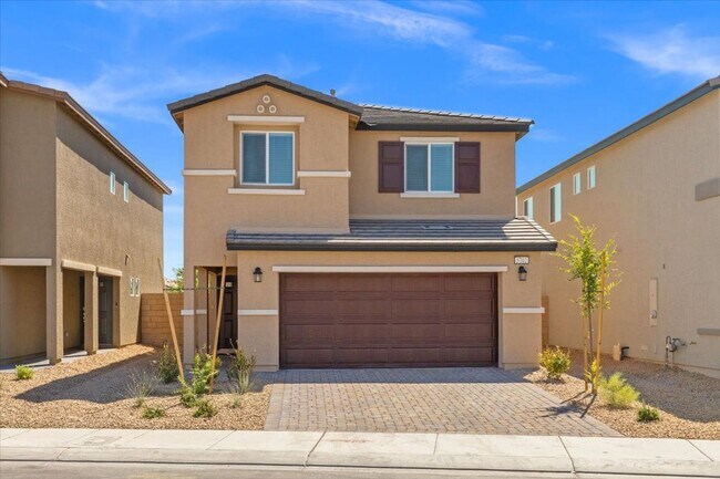 Building Photo - 5702 Sunset Sedona St