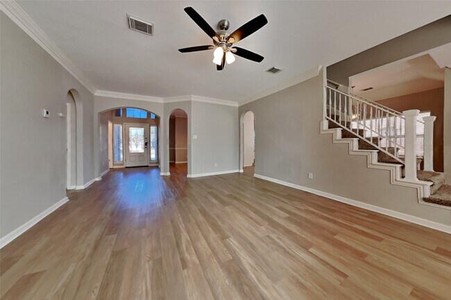 Foto del edificio - 30110 Granum Dr