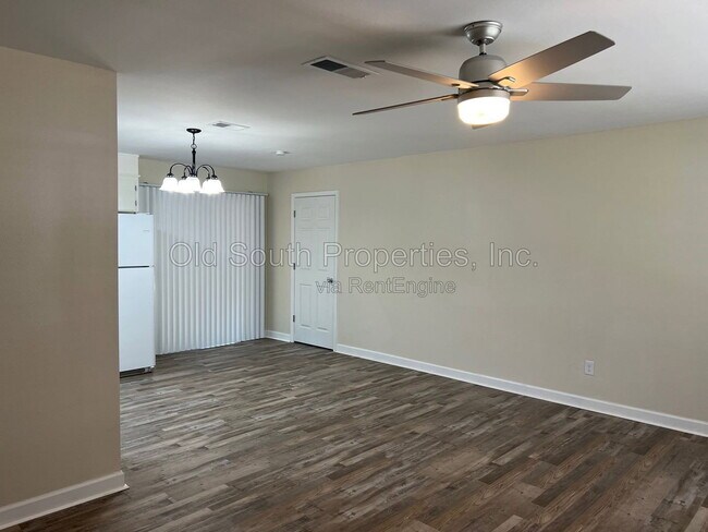 Foto del edificio - 6359 Cotton St