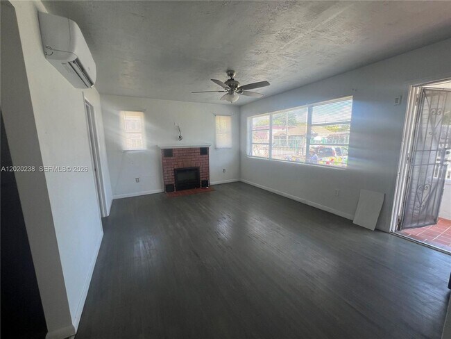 Foto del edificio - 740 NW 31st St