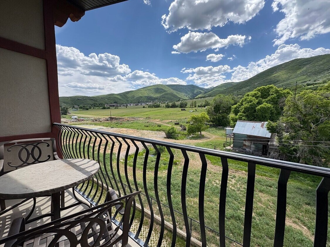 Foto principal - 840 Bigler Ln