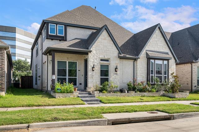 Building Photo - 12591 Royal Oaks Ln