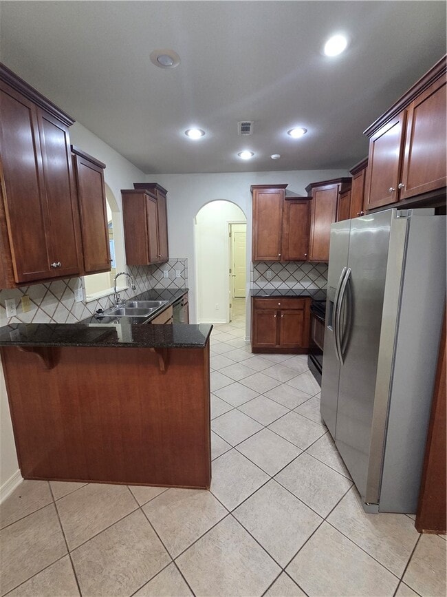 Building Photo - 3219 W Thornebrook St