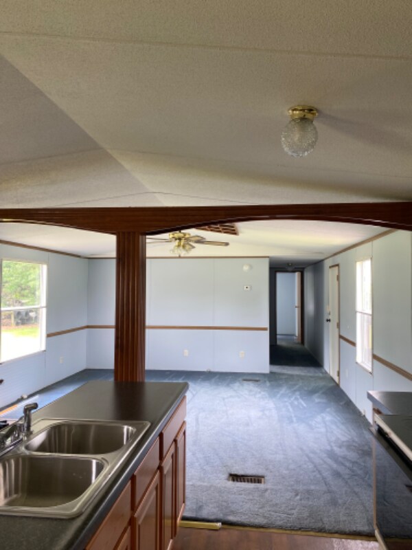 Foto del edificio - 2147 Watts Dr
