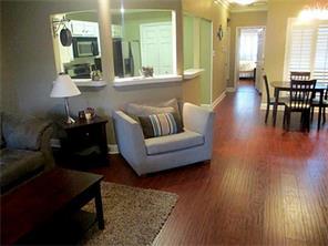 Foto principal - 12660 Hillcrest Rd